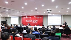 Quang cảnh buổi Đại hội Cổ đông thường niên 2017 của Techcombank