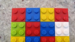 Một hình chữ nhật được lắp bằng LEGO