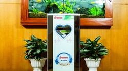 Trên tay máy lọc nước RO Sawa SI8009KCT