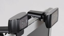 Viettel cho biết đã đầu tư hệ thống webcam tại các cửa hàng để chụp ảnh cho khách hàng đến đăng ký thông tin thuê bao.