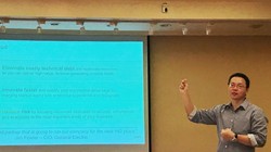 Đại diện Amazon trao đổi với giới truyền thông Hà Nội về Amazon Web Services