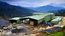 Đại gia vàng lớn nhất Việt Nam nợ chồng chất