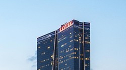 Trung tâm Lotte Hà Nội là khu phức hợp mua sắm và giải trí do tập đoàn Lotte xây dựng. Ảnh: soyoze.com