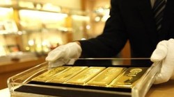 Diễn biến giá vàng 7 ngày gần đây (nguồn: SJC). Qua giám sát, khẳng định được đưa ra: không có tình trạng người dân xếp hàng mua vàng phổ biến như trước; giao dịch mua vào vẫn ở mức thấp.