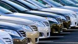 Nhiều mẫu ô tô có dung tích xi lanh từ 1.5L đến dưới 2.5L đang giảm giá mạnh