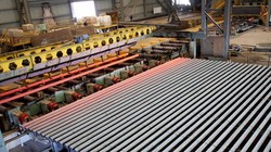 Sản xuất phôi thép tại công ty Pomina - Ảnh: Văn Nam