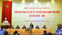 Thủ tướng phát biểu tại Hội nghị toàn quốc triển khai công tác sắp xếp, đổi mới doanh nghiệp Nhà nước giai đoạn 2016-2020. Ảnh: VGP