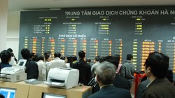 Vốn hóa thị trường chứng khoán cao nhất từ trước tới nay