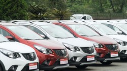 Sau khi tiếp thu ý kiến phản ánh của khách hàng Việt Nam, VinFast đã nghiên cứu và thiết kế thêm chi tiết ốp chắn bùn sau cho xe Fadil.