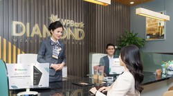 Kể từ khi thỏa thuận hợp tác phân phối độc quyền bảo hiểm được ký kết lần đầu năm 2017 với AIA, VPBank luôn nằm trong nhóm các ngân hàng có doanh số bán bảo hiểm nhân thọ cao nhất và hiện đang đứng thứ 3 toàn thị trường