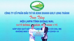 Hội Liên hiệp Phụ nữ tỉnh Đồng Nai tiếp nhận tài trợ của Công ty CP Đầu tư & Kinh doanh Golf Long Thành tại sự kiện.