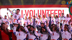 Sinh viên tình nguyện SEA Games 31. Ảnh AT