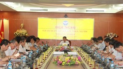 Bộ trưởng Nguyễn Mạnh Hùng phát biểu chỉ đạo tại Hội nghị giao ban.