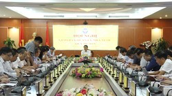 Bộ trưởng Nguyễn Mạnh Hùng chủ trì Hội nghị giao ban