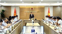 Bộ trưởng Nguyễn Mạnh Hùng phát biểu tại hội nghị. Ảnh Mic.