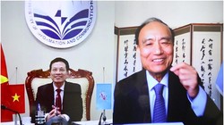 Bộ trưởng Nguyễn Mạnh Hùng và ông Zihiao Hoalin tại buổi điện đàm. Ảnh Mic