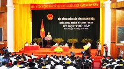  Ủy viên TƯ Đảng, Bí thư Tỉnh ủy, Chủ tịch HĐND tỉnh Thanh Hóa Đỗ Trọng Hưng phát biểu khai mạc kỳ họp