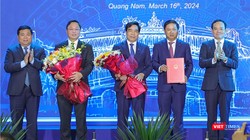 Phó Thủ tướng Chính phủ Trần Lưu Quang trao quyết định phê duyệt Quy hoạch tỉnh Quảng Nam thời kỳ 2021-2030, tầm nhìn đến năm 2050.