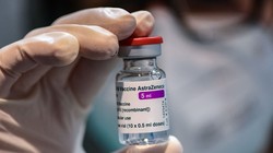Vaccine COVID-19 của AstraZeneca gây đông máu: Liệu có "thổi phồng" thông tin để trục lợi?