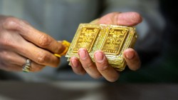 Chuyên gia: Muốn vàng không bị "thổi" giá, cần bỏ độc quyền và tăng nhập khẩu