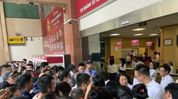 Thuê người lấy số mua vàng đẩy giá, NHNN đề nghị Bộ Công an xác minh, xử lý