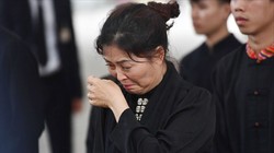 Hàng vạn người xếp hàng đến khuya chờ viếng Tổng Bí thư Nguyễn Phú Trọng