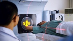 Từ ồn ào ở bệnh viện K, cần làm gì để bệnh nhân ung thư bớt khổ?