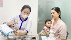 VNVC tiêm nhiều nhất trong ngày đầu tiên tăng cường bao phủ vắc xin sởi cho trẻ em TP HCM