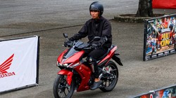 Bất ngờ: Nhiều mẫu xe côn tay hot giảm giá để cạnh tranh xe máy điện