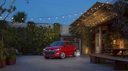 Chevrolet Spark 2019 hiện vẫn chưa được công bố giá bán chính thức, nhưng nó sẽ không vượt quá nhiều so với con số 13.925 USD của người tiền nhiệm