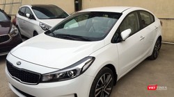 Ngoại hình của Kia Cerato 1.6 MT Base không có nhiều điểm khác biệt so với các phiên bản hiện có của chiếc xe này