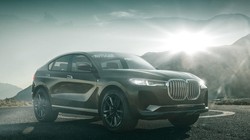Chỉ đến năm 2020, chúng ta mới biết được BMW X8 là một phiên bản Coupe 4 cửa của X7 hay là một phiên bản kéo dài trục cơ sở của chiếc SUV này.