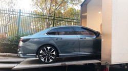 Hai mẫu xe Sedan và SUV của VinFast bất ngờ lộ diện trược giờ G.