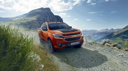 Giá bán của phiên bản giới hạn Storm vẫn giữ nguyên mức giá 819 triệu đồng như bản cao cấp High Country. (Ảnh: Chevrolet)