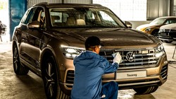 VW Touareg 2019 đang được “trau chuốt” tại kho xe Volkswagen trước thềm Triển lãm VMS 2018.