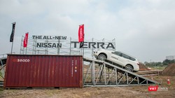 Với giá bán từ 988 triệu tới 1,226 tỷ đồng dành cho 3 phiên bản tùy chọn, Nissan Terra hứa hẹn là một mẫu xe sẽ làm hài lòng những khách hàng khó tính nhất sau khi đã trải nghiệm. 