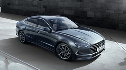 Thế hệ thứ 8 của Hyundai Sonata đã quay về với thiết kế phong cách Coupe 4 cửa đã từng áp dụng cho mẫu xe này vào năm 2009.