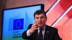 Ông Andrus Ansip - Phó chủ tịch EU về thị trường kỹ thuật số trong ảnh chụp tại hội chợ công nghệ CeBIT 2017 ở Hannover (Đức)
ẢNH: REUTERS