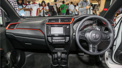 Nội thất của dòng xe trên cũng khá ấn tượng.