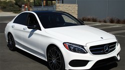 Mercedes C-class là quán quân trong danh sách.