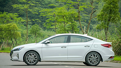 Hyundai Elantra bản nâng cấp tại Việt Nam. Ảnh: HTC
