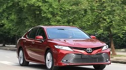 Camry, một mẫu sedan chuyển từ lắp ráp sang nhập khẩu Thái Lan từ 2019. Ảnh: Đức Huy
