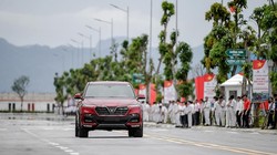 VinFast Lux 2.0 là dòng xe đầu tiên, đặt nền tảng cho thương hiệu VinFast