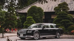 Toyota Century thế hệ mới nhất.