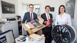 Phụ tùng của Porsche bán trên mạng phần nhiều là hàng giả