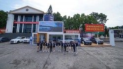 Showroom di động của Volvo tại Lào Cai