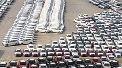 Các hàng rào kỹ thuật không còn là trở ngại đối với các dòng xe nhập khẩu, đặc biệt là có nguồn gốc từ ASEAN. Ảnh Việt Hưng