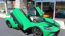 Chiếc xe Ford GT với cách mở cửa độc đáo