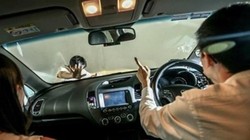 Lắp thêm phụ kiện không đúng cách có thể gây ra "hiểm họa". Ảnh MH.
