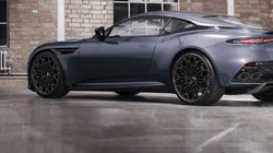 Mẫu siêu xe 007 DBS Superleggera